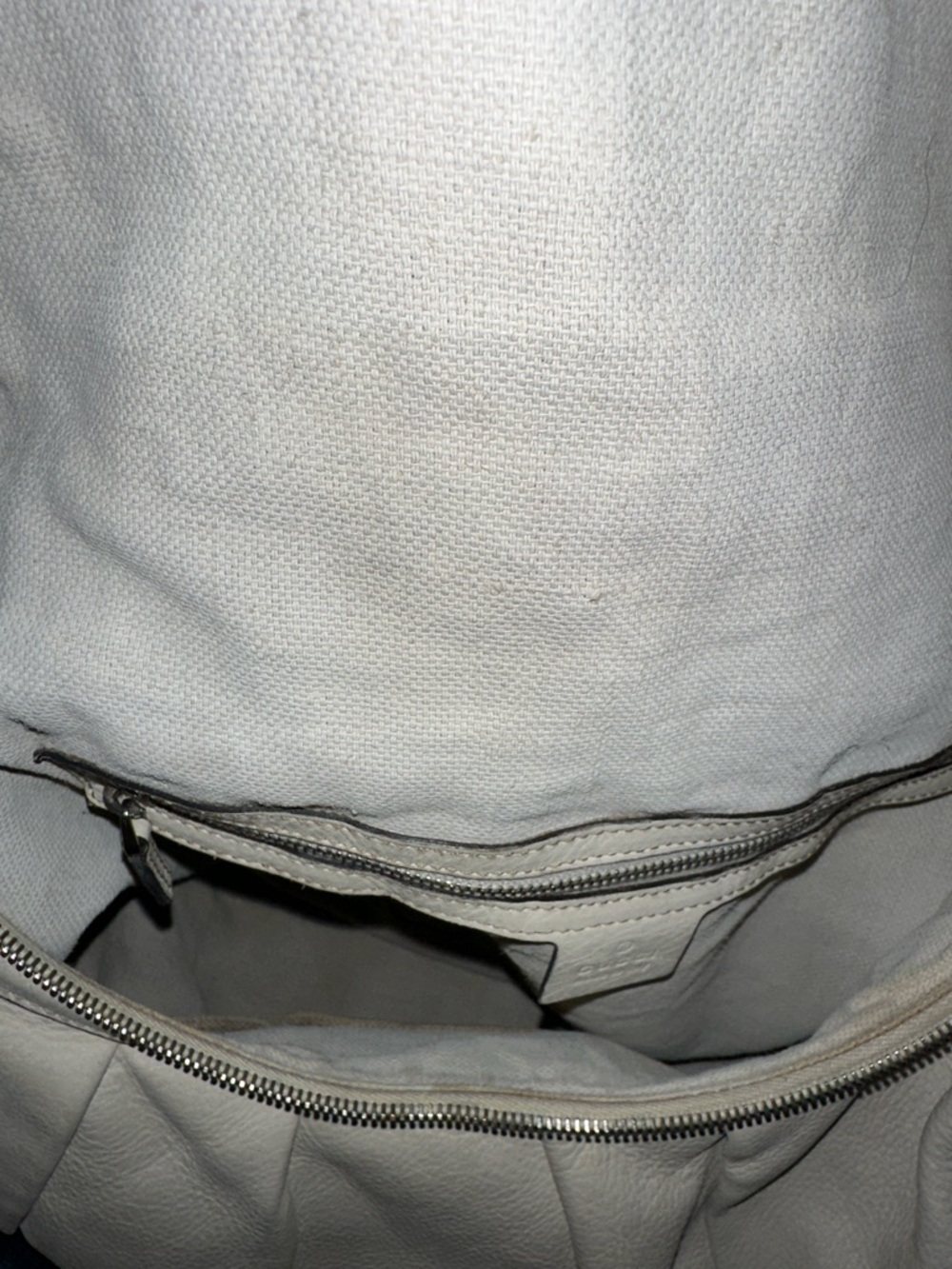 Gucci Soft Leather Hobo Bag in Light Gray - Picture 14 of 14